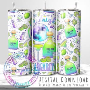 Könnte beinhalten: Ein weißer Becher mit einem sich wiederholenden Muster aus Tequila-Flaschen, Margarita-Gläsern, Limetten und Salzstreuern. Der Becher trägt die Aufschrift "Midnight Margaritas" und "Tequila". Der Becher hat einen Strohhalm.