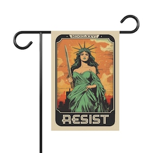 Estátua da Liberdade Resiste ao Banner de Jardim, Design de Carta de Tarô, Bandeira da Resistência, Decoração para Casa, Bandeira de Jardim ao Ar Livre, Bandeira Anti Trump, Bandeira Feminista
