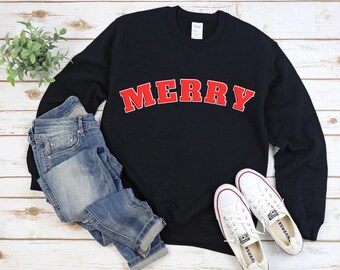 Merry Christmas Sweatshirt, Christmas Shirts, Cute Winter Sweater, Christmas Shirt for Women, Christmas Crewneck Sweatshirt, Holiday Sweater