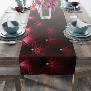 Tufted Velvet Pattern Table Runner, Retro Burgundy Button-Tufted Design, Faux Vintage Vinyl Look