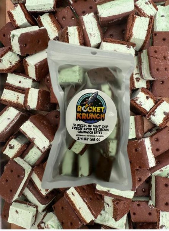 16 pieces of Mint Chip Freeze Dried Ice Cream Sandwich Bites