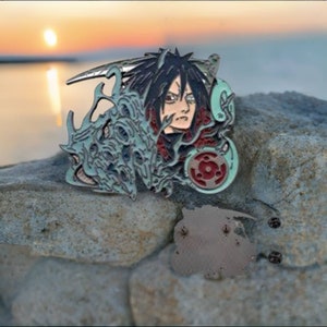 The Legendary Ninja Enamel Brooch Backpack Collectible Pin - Jewelry Pouch / Jewelry Box Included