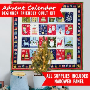 Puede incluir: Kit de edredón de calendario de Adviento con un borde rojo y un borde con estampado verde y azul. El calendario presenta 24 bolsillos numerados con imágenes temáticas navideñas. El texto "Advent Calendar BEGINNER FRIENDLY QUILT KIT" se muestra en la parte superior.
