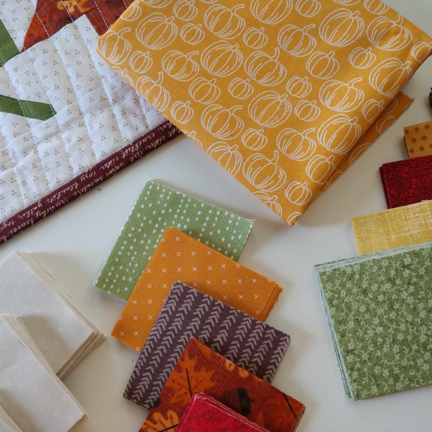 Autumn Leaves Pre Cut Table Runner Kit + Pattern - Etsy