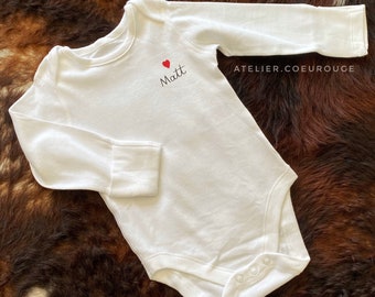 Personalized baby bodysuit / first name bodysuit / personalized gift idea / gift personalization / baby clothing / birth gift idea / first name