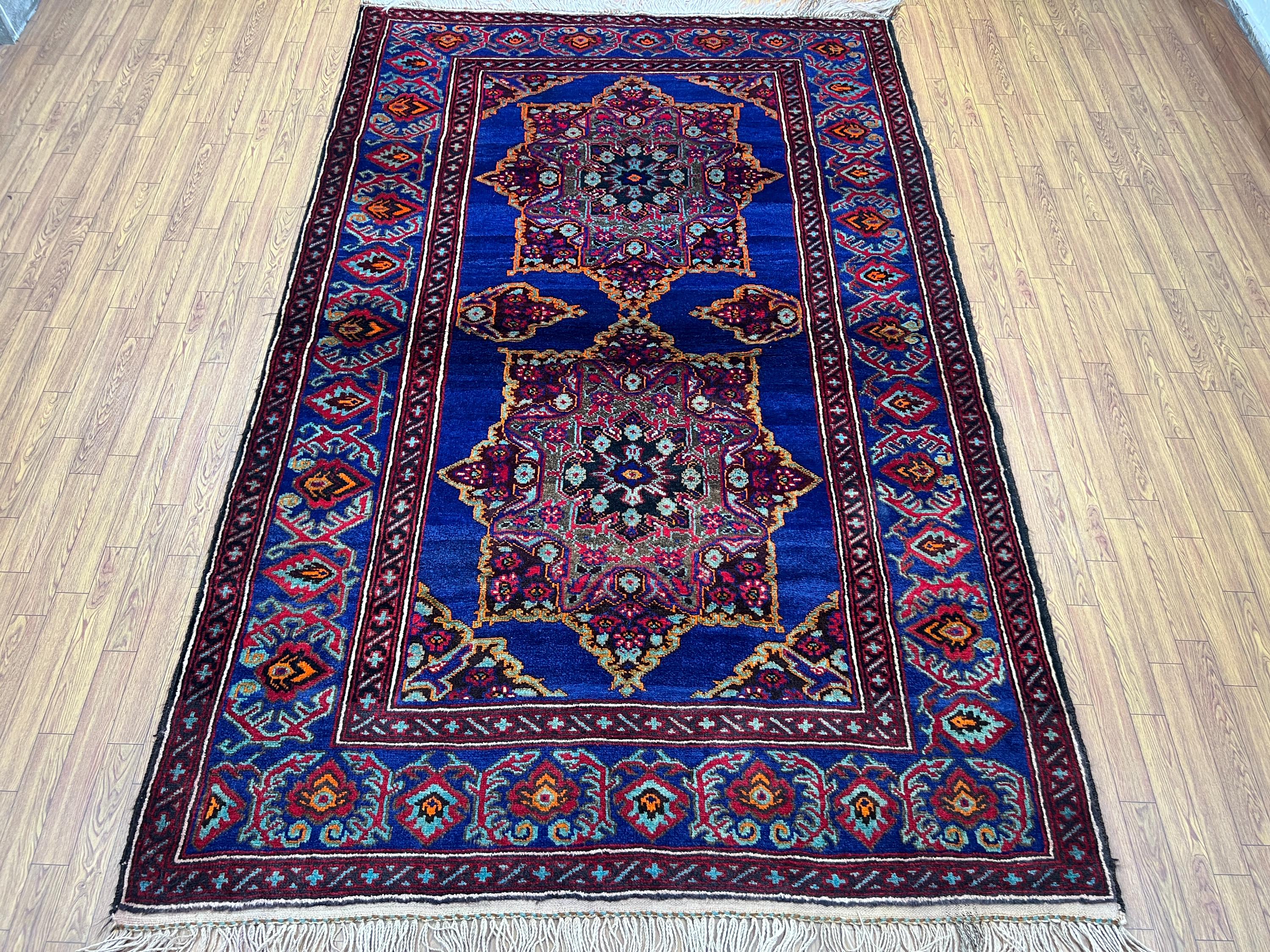 ラグ・カーペット Sistan baluch rug Navy Blue 5x7 Ft Baluch Area Rug - Afghan High Pile Wool Vintage