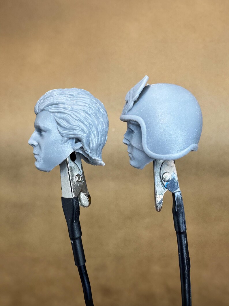 Custom Captain America 1979 (Reb Brown) heads in 8k resin. Sculpt by Vmytoy and produced at the Los Angeles studio.
Side view.