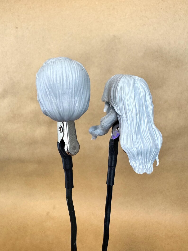 Custom Aunt May and Uncle Ben Heads in 8k resin. Sculpts by vmytoy and produced at the Los Angeles studio.
Back view.