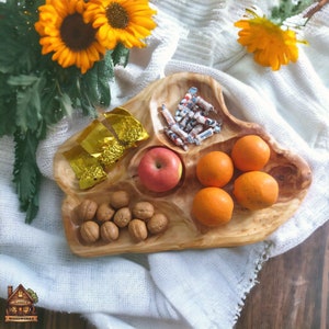 Handcarved rustic bowl,Wooden serving bowls,Wooden tableware,Dividers bowls,Dry fruit bowl,Decorative serving bowl,Sectioned dish,Bowl gifts