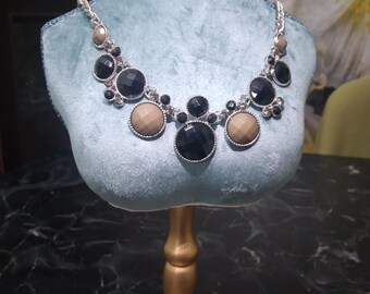 Shiny Stone Necklace