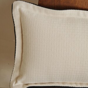 throw pillow