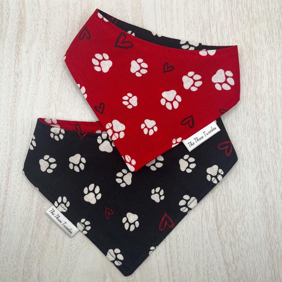 Pet Lover Reversible Bandana | Red and black cotton with Paws and Hearts | Adjustable snaps | For Cats or Dogs | Handmade with love