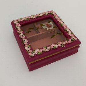 Jewelry box, flower fabric fringe. Magenta and pink.
