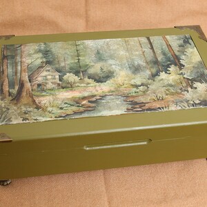 Cabin Decoupaged jewelry box. Refurbished and upcycled.