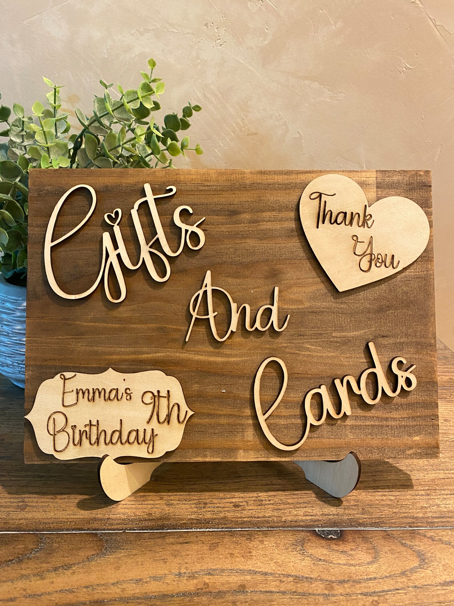 IRTAGANNY 'Your Presence Is The Greatest Gift' Wooden Wedding Sign - 5x7 Inch Table Decor For Bridal Showers, Ceremonies & Parties