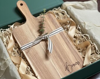 Custom Acacia Wood Cutting Board Kitchen Decor Wedding Gift Housewarming Item Engraved Cheese & Charcuterie Board for Gifting Sponsorships