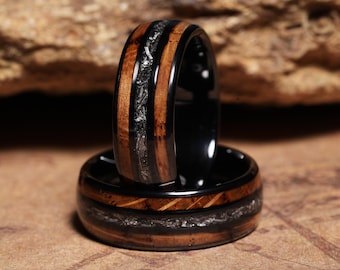 Burnt Whiskey Barrel Ring with Meteorite, Meteorite Wood Ring, Whisky Barrel Band, Wood Ring with Meteorite, Men's Wedding Band, 8mm Ring
