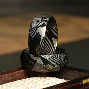 Black Hammered Damascus Steel Ring Band 8mm Ring Men Wedding Ring damascus steel ring Handmade Damascus Ring Men Engagement Ring Mens Gift