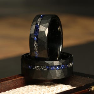 Astrology Blue Sapphire Meteorite Mens Wedding Ring Black Tungsten Birth Stone Ring Black Hammered Mens Wedding Band 8mm Gift Sagittarius