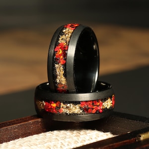 Opale rouge et feuille d&#39;or, alliance de 8 mm, bagues pour homme, bague noire, anneau d&#39;opale de feu rouge, coupe confortable, bague en tungstène noir brossé nébuleuse rouge