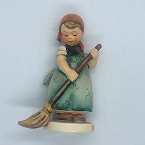 Vintage 1960's Hummel Figurine "Little Sweeper" - Collectable Figurine