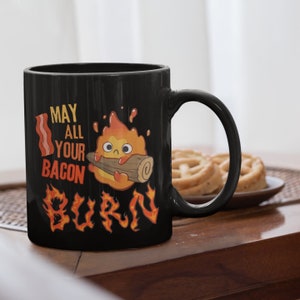 Howl&#39;s bewegliches Schloss inspiriert Calcifer brennt Ihren ganzen Speck 11 Unze schwarze Tasse