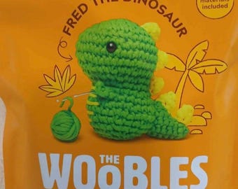 The Woobles Fred the Dinosaur Crochet Kit – Learn to Crochet Starter Kit – DIY Craft Gift – Crochet Animal Kit – Complete Crochet