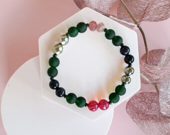 Handmade pearl bracelet GREEN HARMONY - agate gemstone beads | glass beads | stainless steel beads | blue sandstone beads