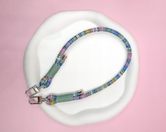 Handmade keychain cell phone chain – practical accessory for everyday life and leisure