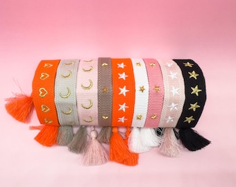 Freundschaftsarmbänder mit Symbolen – Set aus gewebten Stoffarmbändern mit Quasten, verstellbar, Boho Style Geschenk für Sie