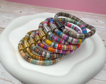 Handmade fabric bracelet sets – Colorful, wrapped bracelets with metal yarn & magnetic clasp – Boho jewelry for women + men