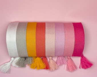 Boho Webarmband mit Quasten in diversen Farben