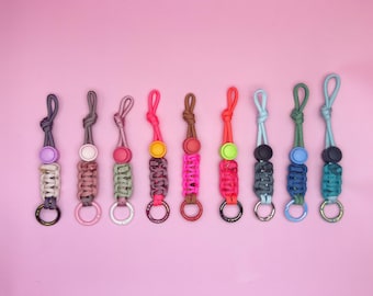 Paracord keychain with button – Handmade, 9 colors, robust & stylish – Gift for her/him, bag charm, MEA NANI Design