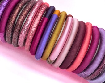 NOUR Sabra - 3-Farbiger Seidenfaden Armreif – Bunter Wickelarmreif Handmade – Boho Schmuck Armband Damen Geschenk