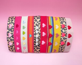 Herz Armband Stoff - Freundschaftsarmband handmade – bunt, Leo, Regenbogen – verstellbar + bestickt – Geschenk für Freundin