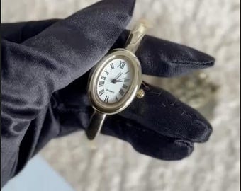 Damenuhr im Vintage-Stil - klassischer und minimalistischer Stil