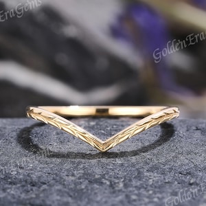 Art Deco Leaf Curved Wedding Band Solid Gold Minimalism Wedding Rings for Women Unique Stackable Ring Chevron Band Anniversary Gift
