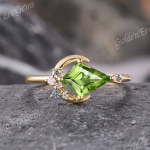 Art Deco Kite Peridot Engagement Ring Gold Unique Moon Wedding Rings for Women Alexandrite Moissanite Cluster Ring Handmade Gift for Her