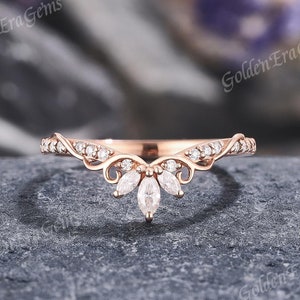 Einzigartige Moissanite Gebogener Ehering Gold Art Deco Rebe Hochzeitsringe für Frauen Stapelbar Ring Chevron Band Jahrestag Geschenk für Sie