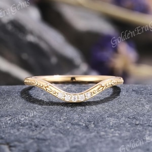 Nature Inspired Moissanite Curved Wedding Band Solid Gold Leaf Design Wedding Rings for Women Unique Matching Ring Anniversary Gift For Her