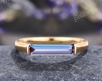 Art Deco Baguette Cut Alexandrite Wedding Band Gold Unique Wedding Rings for Women Stackable Ring Handmade Anniversary Gift for Her Custom