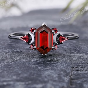 Art Deco Hexagon Garnet Engagement Ring Black Gold Moon Wedding Rings for Women Ruby Cluster Ring Unique Birthstone Gifts For Her Custom