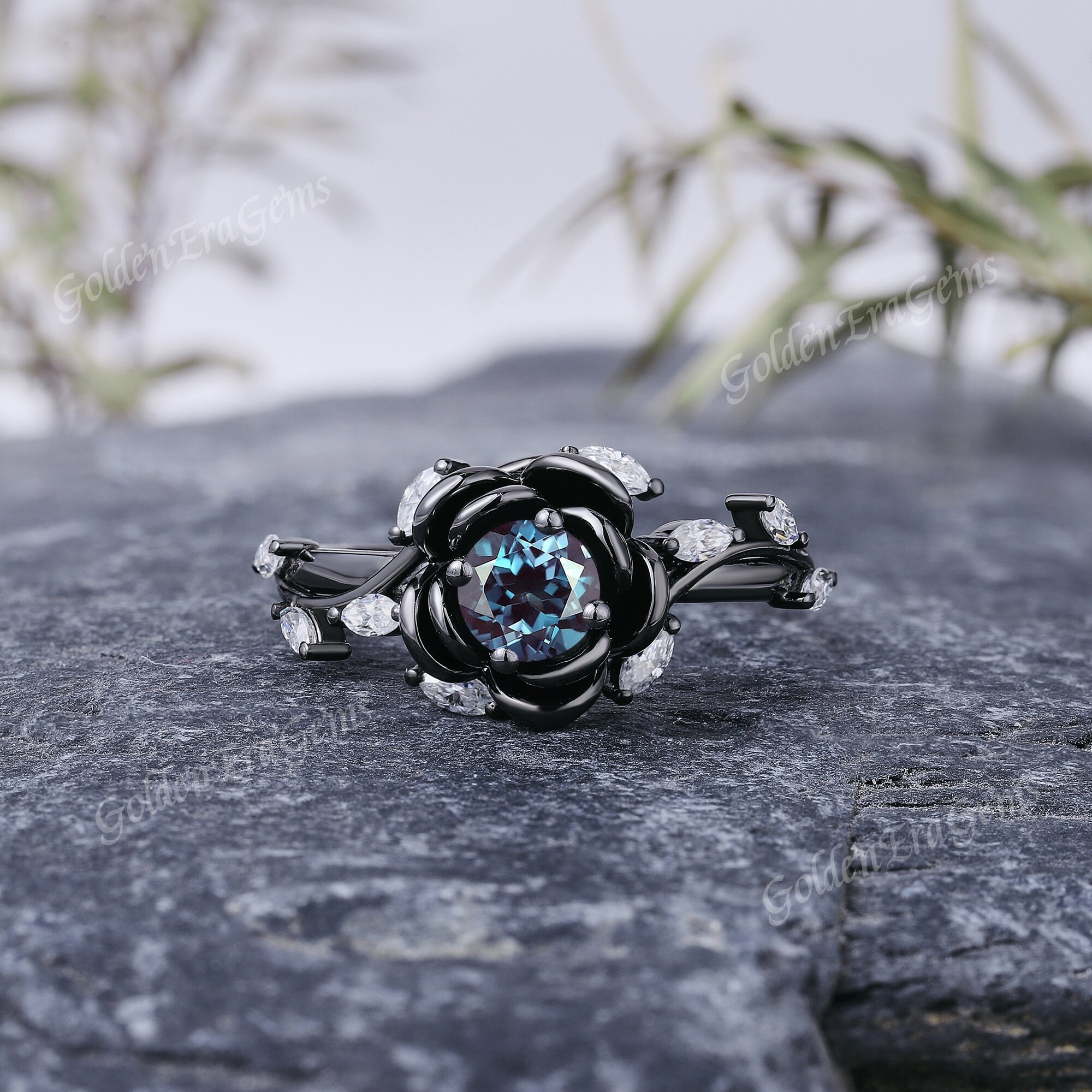 Rockabilly Black Gold Ring