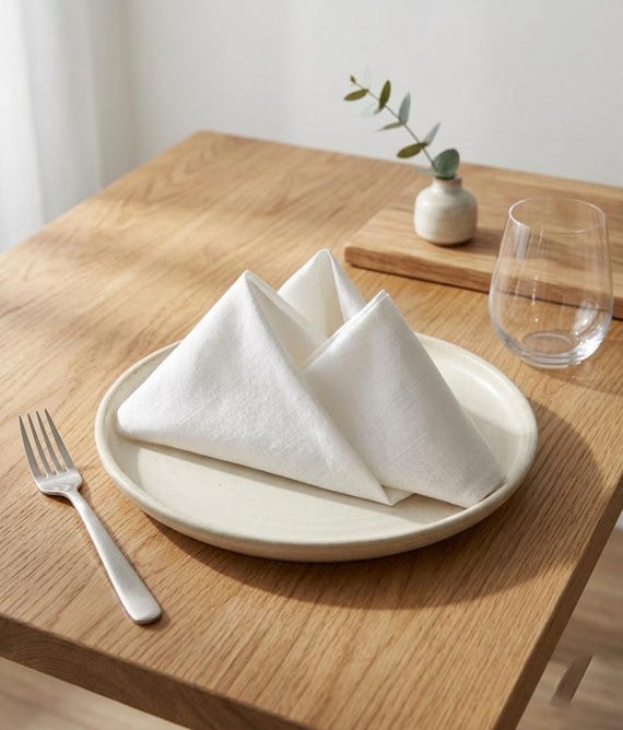 100er-Pack weiße Baumwollservietten für das Essen oder die alltäglichen Mahlzeiten zu Hause, für Hochzeitsfeiern, Tischdekoration,