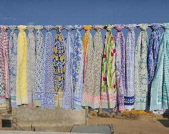 Pareo playero de algodón con estampado floral