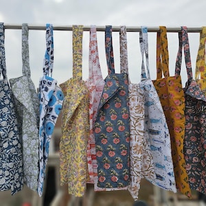 Gesteppte Baumwoll-Einkaufstasche Handbedruckte Reversible Große Einkaufstasche Einkaufstasche Alltagstasche Umweltfreundliche tägliche Schultertaschen