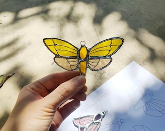 Moth & Butterfly Stained Glass Pattern: Suncatcher Design (SVG, PNG, PDF)
