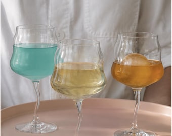Wavy Wine Glasses Set of 2, Unique Wedding Gift for Couple, Modern Glassware