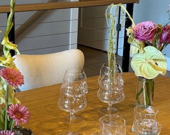 Handmade Wavy Wine Glasses Set: Elegant Drinkware Gift