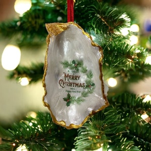 Merry Christmas – Holly Border Oyster